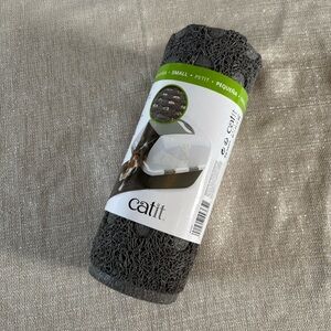 NWT Catit Small Cat Litter Mat - Dark Grey
